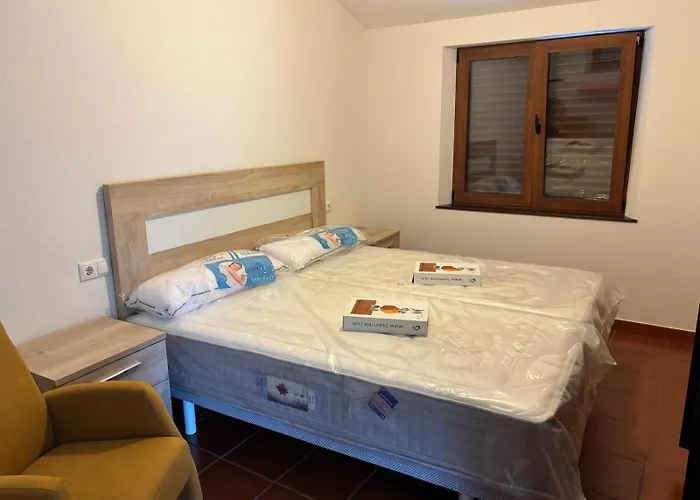 Casa De Outes 펜션 시에라 데 오우테스